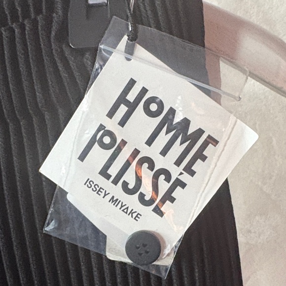 Issey Miyake Homme Plissé Black Ribbed Trousers - Picture 2 of 8